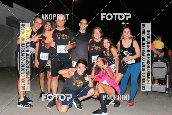 Buy your photos of the eventLuz do Mundo Night Run on Fotop