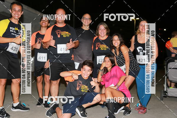 Buy your photos of the eventLuz do Mundo Night Run on Fotop