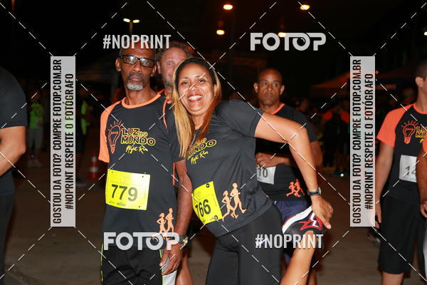 Buy your photos of the eventLuz do Mundo Night Run on Fotop