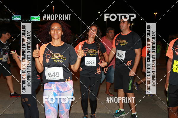 Buy your photos of the eventLuz do Mundo Night Run on Fotop