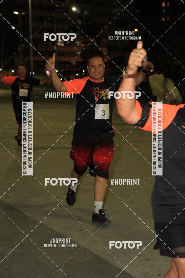 Buy your photos of the eventLuz do Mundo Night Run on Fotop