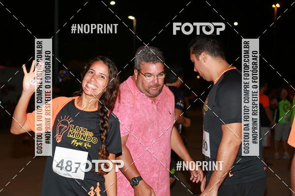Buy your photos of the eventLuz do Mundo Night Run on Fotop