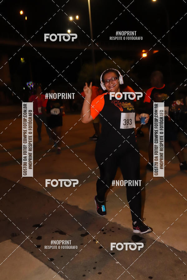 Buy your photos of the eventLuz do Mundo Night Run on Fotop