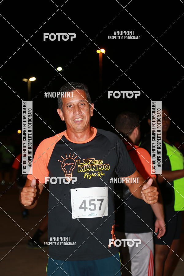 Buy your photos of the eventLuz do Mundo Night Run on Fotop