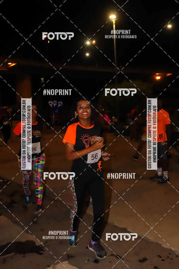 Buy your photos of the eventLuz do Mundo Night Run on Fotop