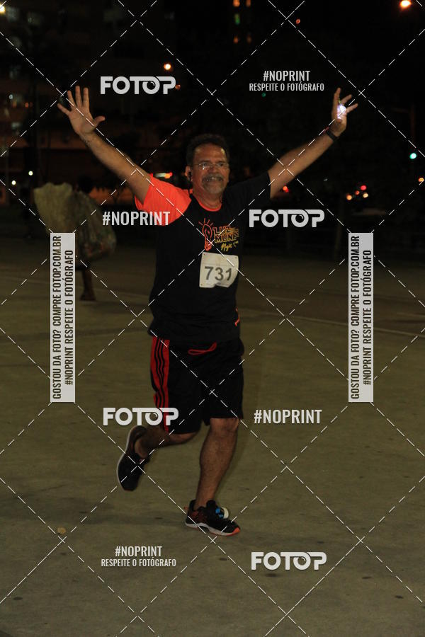 Buy your photos of the eventLuz do Mundo Night Run on Fotop