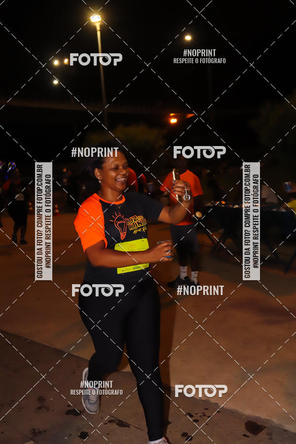 Buy your photos of the eventLuz do Mundo Night Run on Fotop