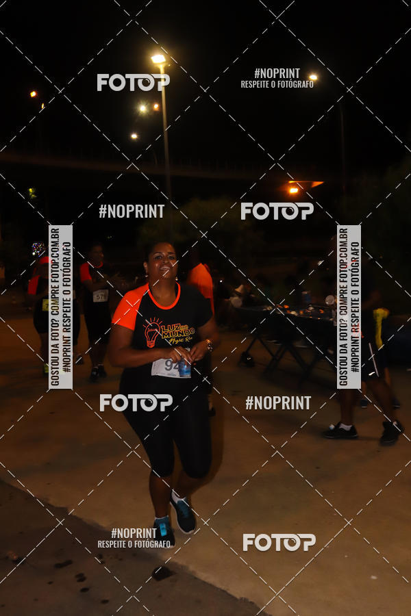 Buy your photos of the eventLuz do Mundo Night Run on Fotop