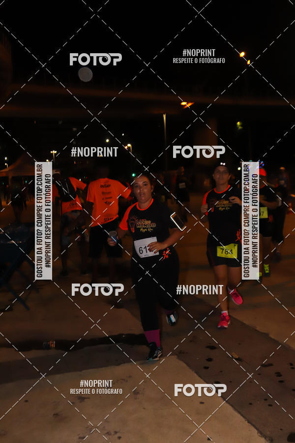 Buy your photos of the eventLuz do Mundo Night Run on Fotop