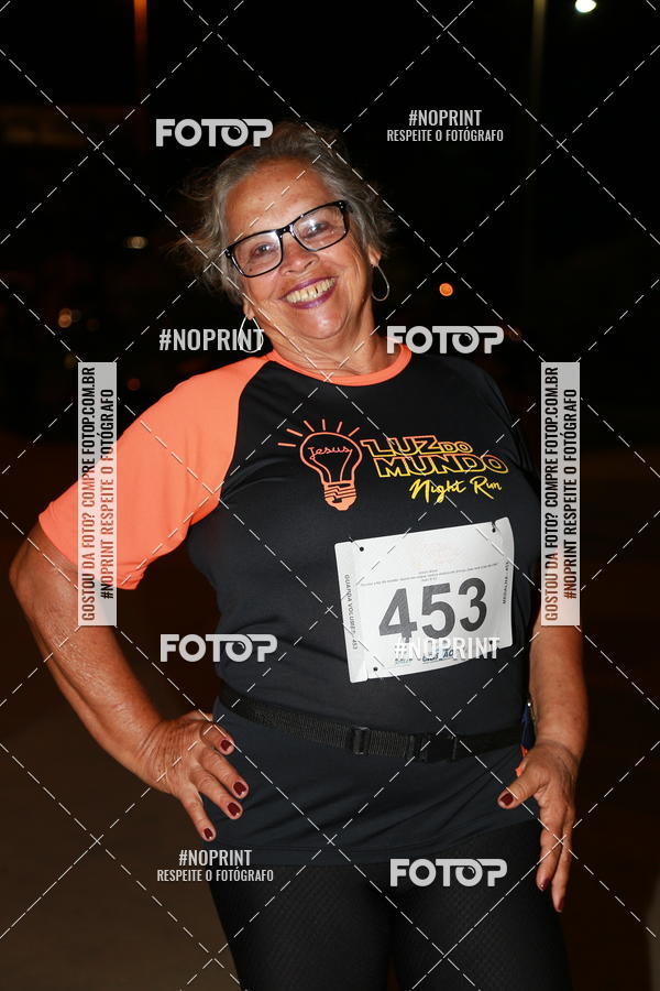 Buy your photos of the eventLuz do Mundo Night Run on Fotop