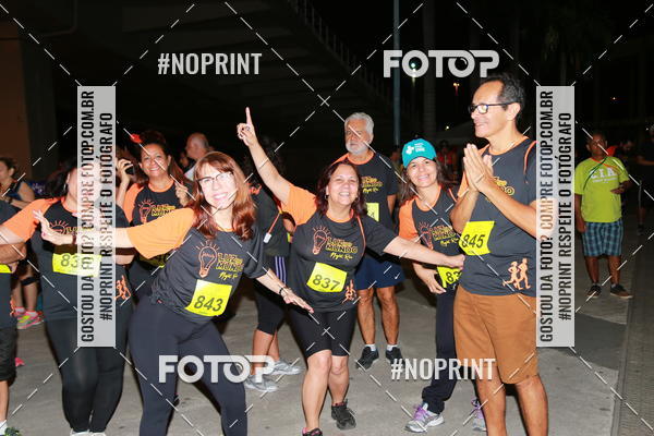 Buy your photos of the eventLuz do Mundo Night Run on Fotop