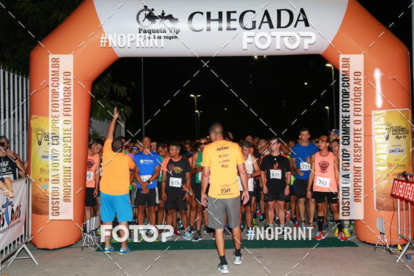 Buy your photos of the eventLuz do Mundo Night Run on Fotop