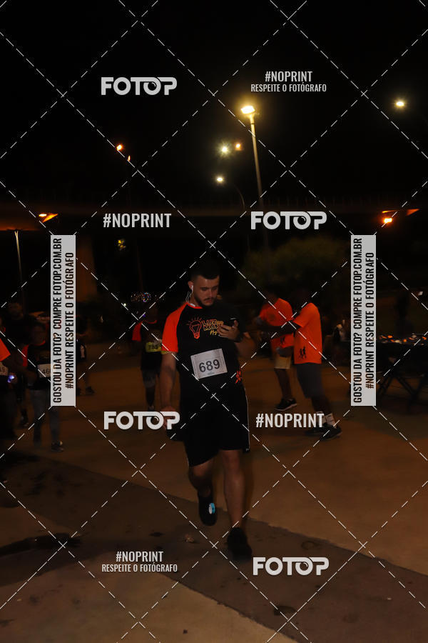 Buy your photos of the eventLuz do Mundo Night Run on Fotop