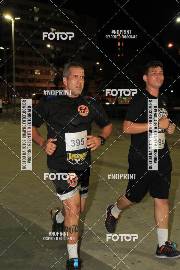 Buy your photos of the eventLuz do Mundo Night Run on Fotop