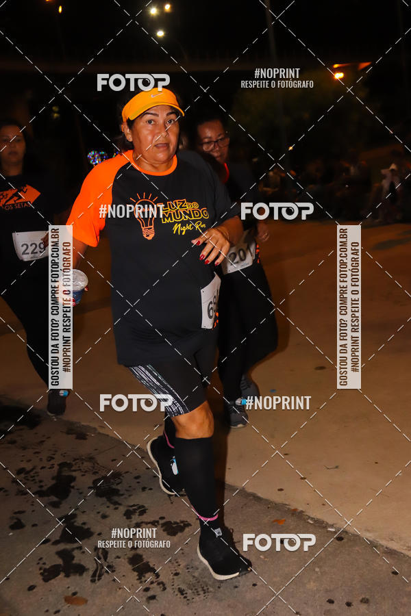 Buy your photos of the eventLuz do Mundo Night Run on Fotop
