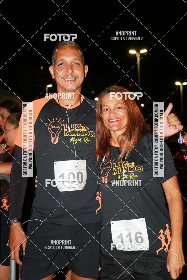 Buy your photos of the eventLuz do Mundo Night Run on Fotop