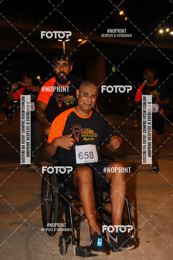 Buy your photos of the eventLuz do Mundo Night Run on Fotop