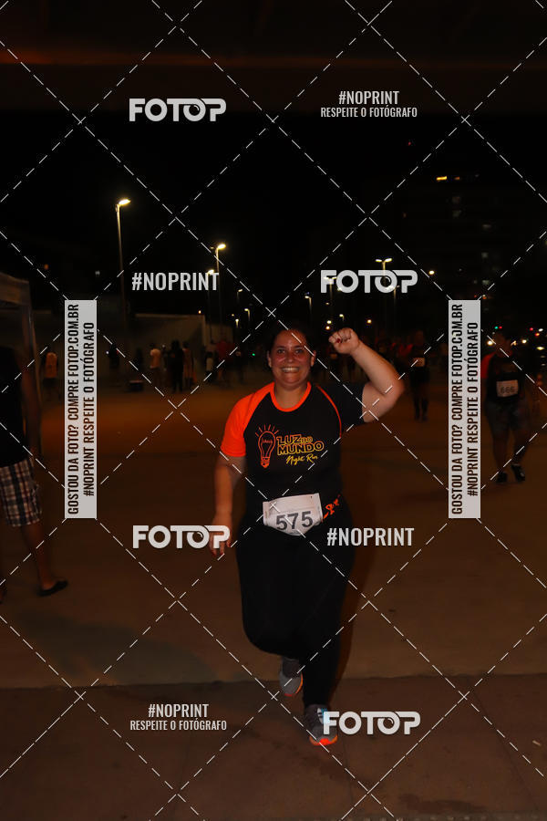 Buy your photos of the eventLuz do Mundo Night Run on Fotop