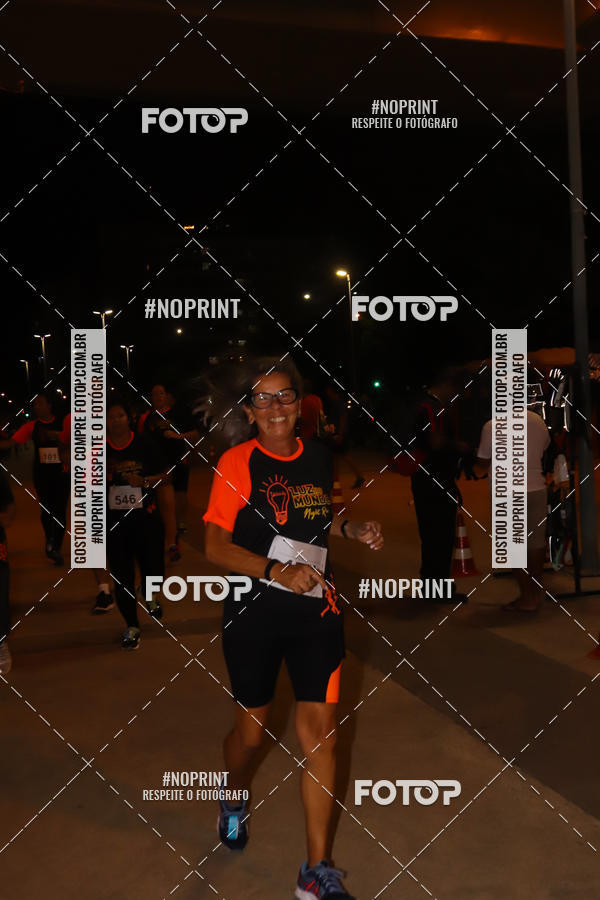 Buy your photos of the eventLuz do Mundo Night Run on Fotop