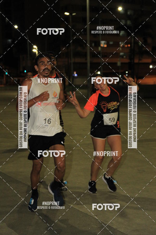 Buy your photos of the eventLuz do Mundo Night Run on Fotop