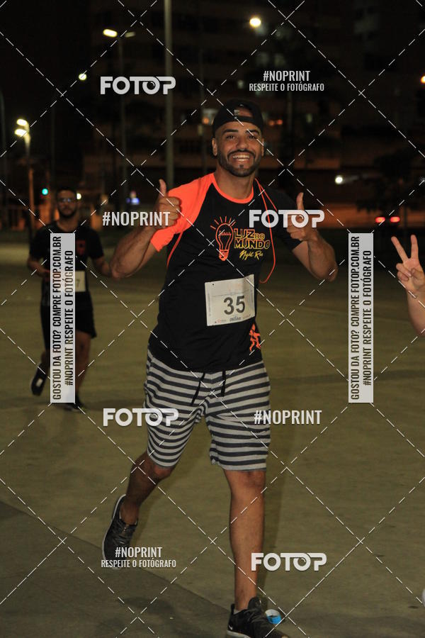 Buy your photos of the eventLuz do Mundo Night Run on Fotop