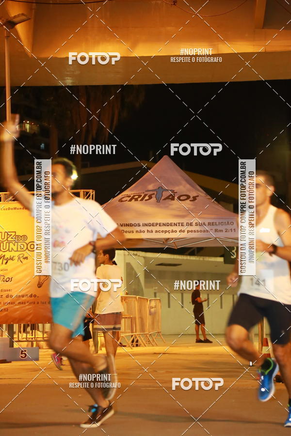 Buy your photos of the eventLuz do Mundo Night Run on Fotop
