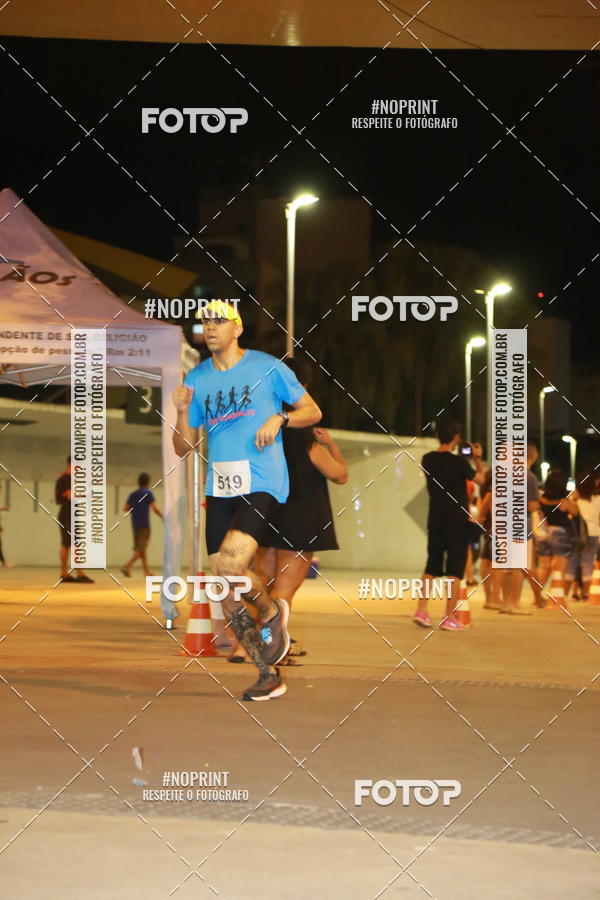 Buy your photos of the eventLuz do Mundo Night Run on Fotop