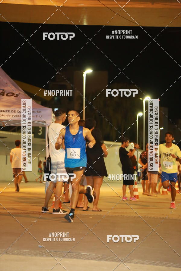 Buy your photos of the eventLuz do Mundo Night Run on Fotop