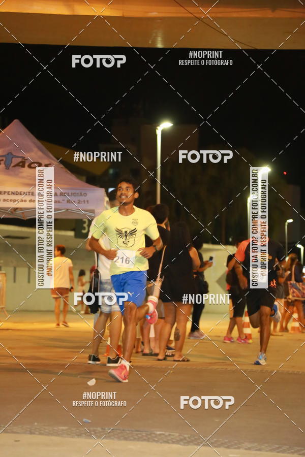 Buy your photos of the eventLuz do Mundo Night Run on Fotop