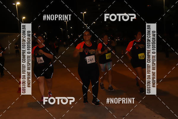 Buy your photos of the eventLuz do Mundo Night Run on Fotop
