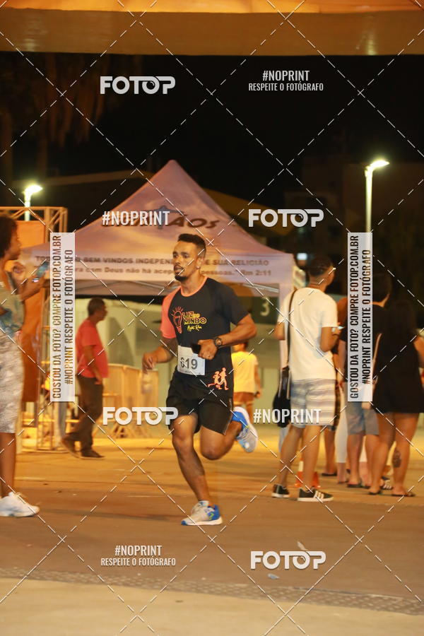 Buy your photos of the eventLuz do Mundo Night Run on Fotop