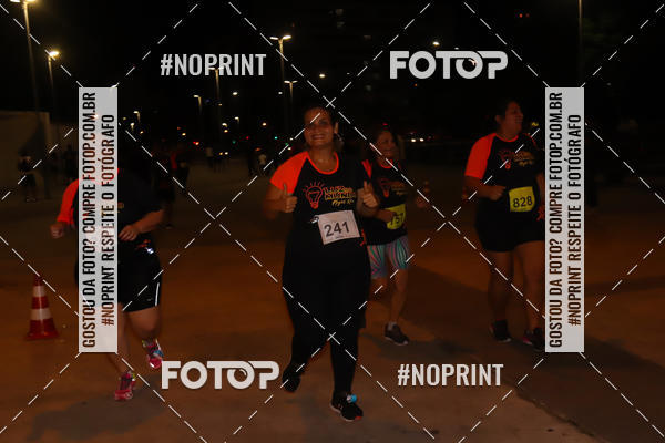 Buy your photos of the eventLuz do Mundo Night Run on Fotop