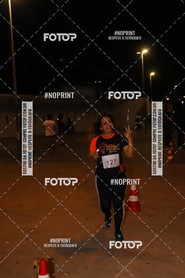 Buy your photos of the eventLuz do Mundo Night Run on Fotop