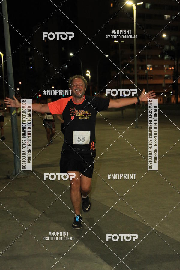 Buy your photos of the eventLuz do Mundo Night Run on Fotop