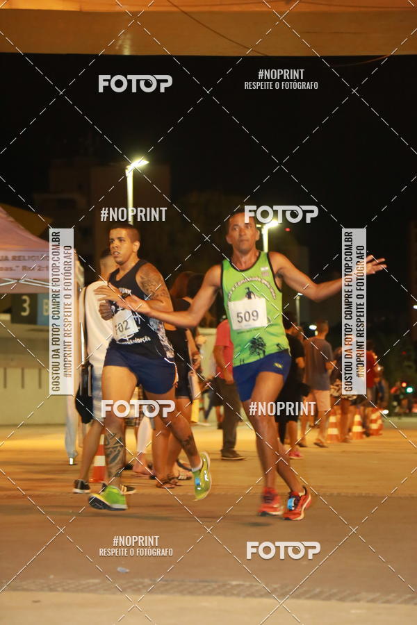Buy your photos of the eventLuz do Mundo Night Run on Fotop