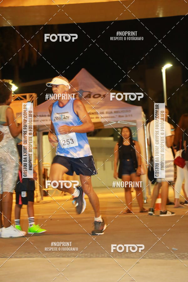 Buy your photos of the eventLuz do Mundo Night Run on Fotop