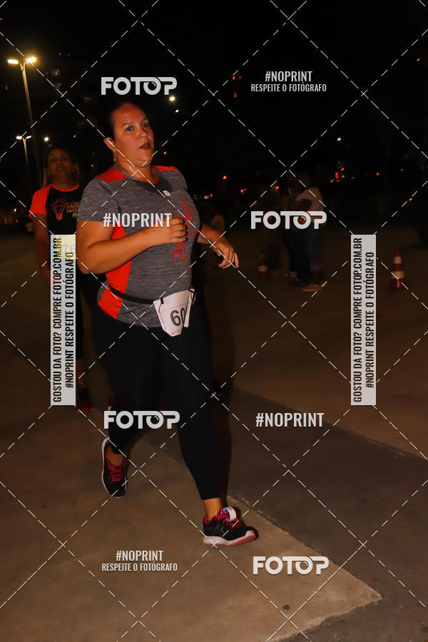 Buy your photos of the eventLuz do Mundo Night Run on Fotop