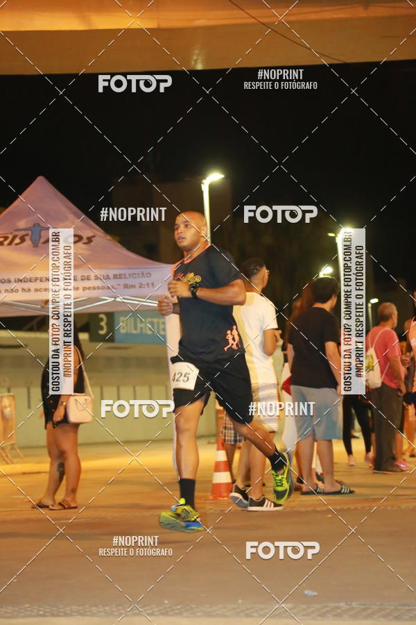 Buy your photos of the eventLuz do Mundo Night Run on Fotop