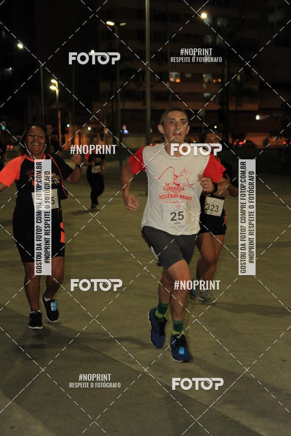 Buy your photos of the eventLuz do Mundo Night Run on Fotop