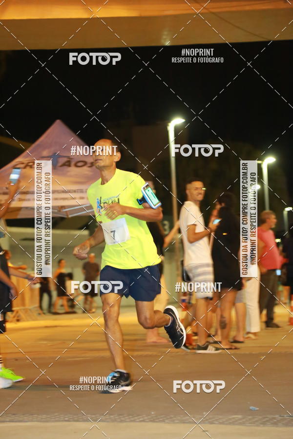 Buy your photos of the eventLuz do Mundo Night Run on Fotop