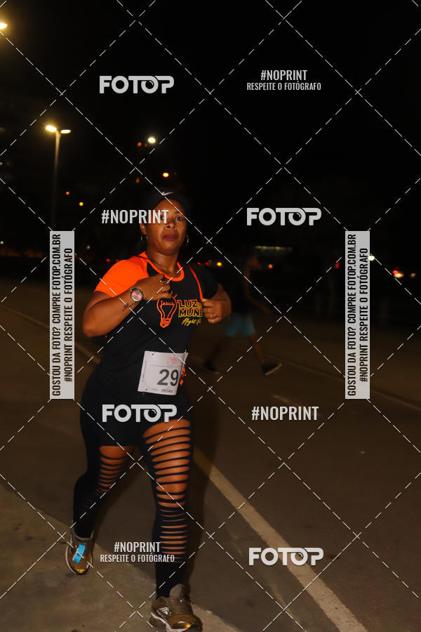 Buy your photos of the eventLuz do Mundo Night Run on Fotop