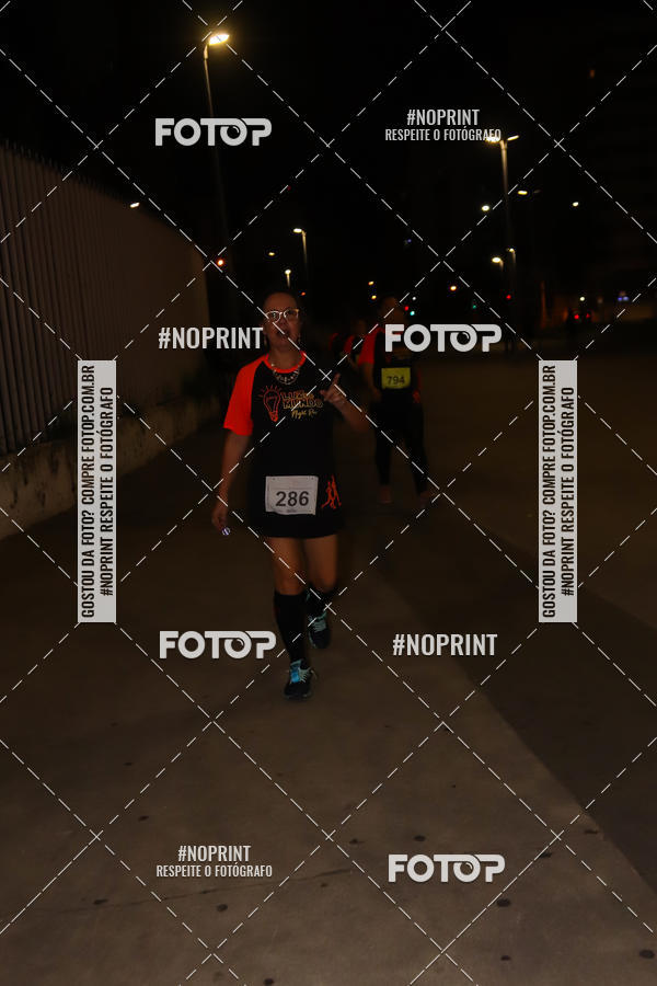 Buy your photos of the eventLuz do Mundo Night Run on Fotop