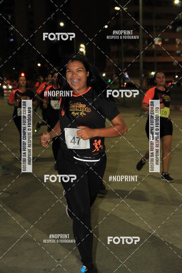 Buy your photos of the eventLuz do Mundo Night Run on Fotop