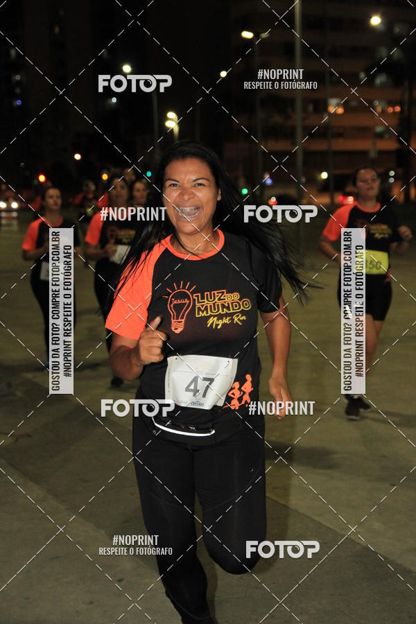 Buy your photos of the eventLuz do Mundo Night Run on Fotop