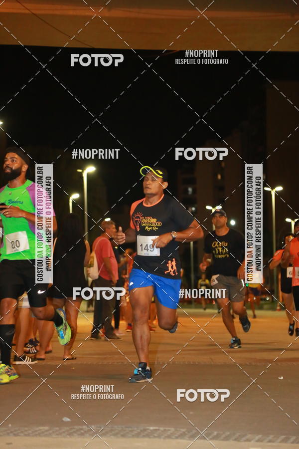 Buy your photos of the eventLuz do Mundo Night Run on Fotop