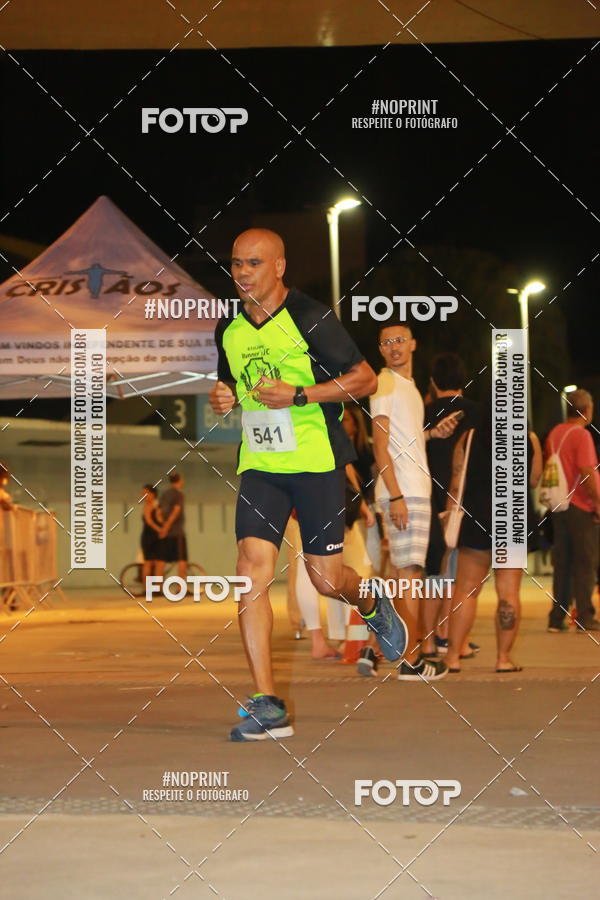 Buy your photos of the eventLuz do Mundo Night Run on Fotop