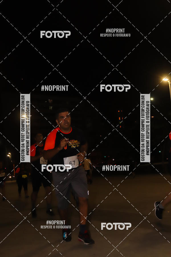 Buy your photos of the eventLuz do Mundo Night Run on Fotop