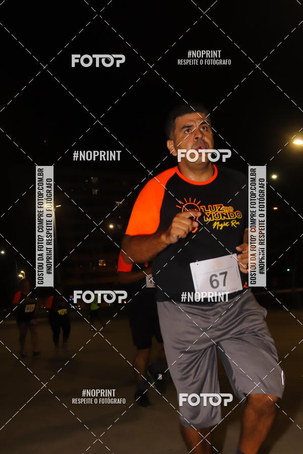 Buy your photos of the eventLuz do Mundo Night Run on Fotop