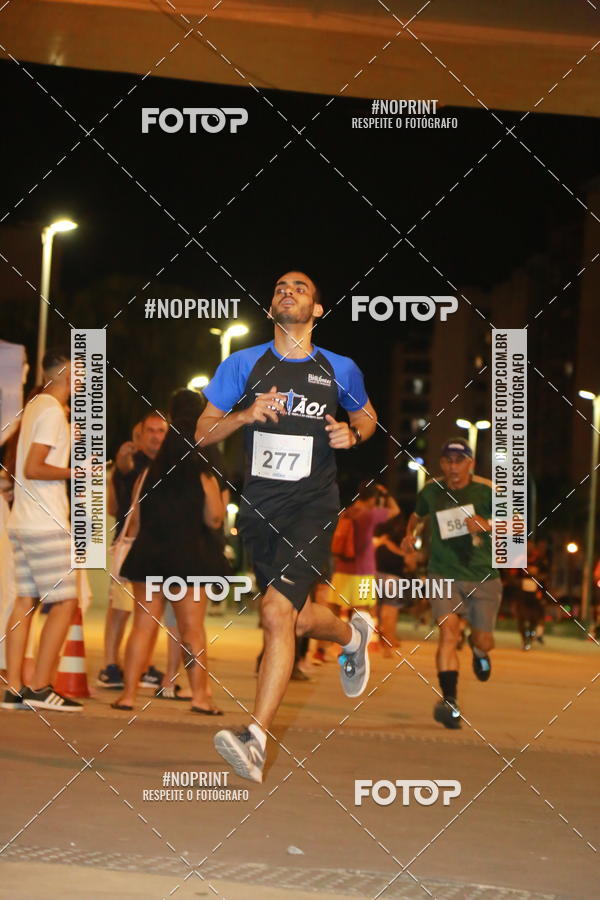 Buy your photos of the eventLuz do Mundo Night Run on Fotop