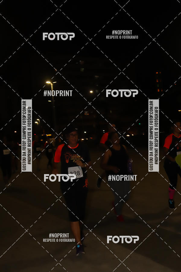 Buy your photos of the eventLuz do Mundo Night Run on Fotop